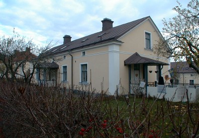 tumba hus 44.08.JPG